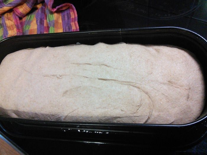 Цельнозерновой хлеб на закваске