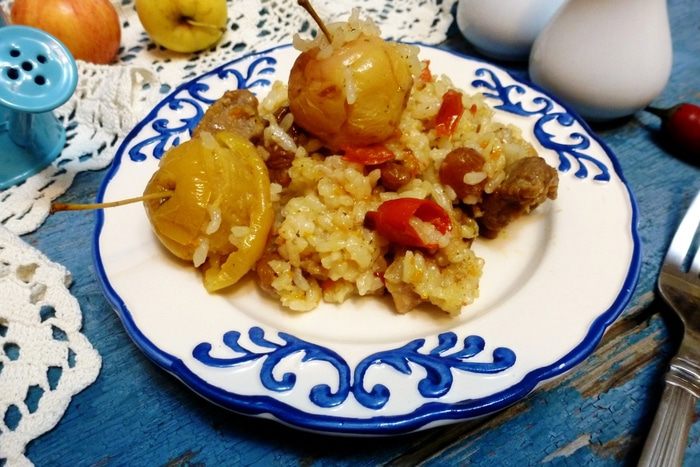 Рисовая каша «Ароматная» с мясом и яблоками
