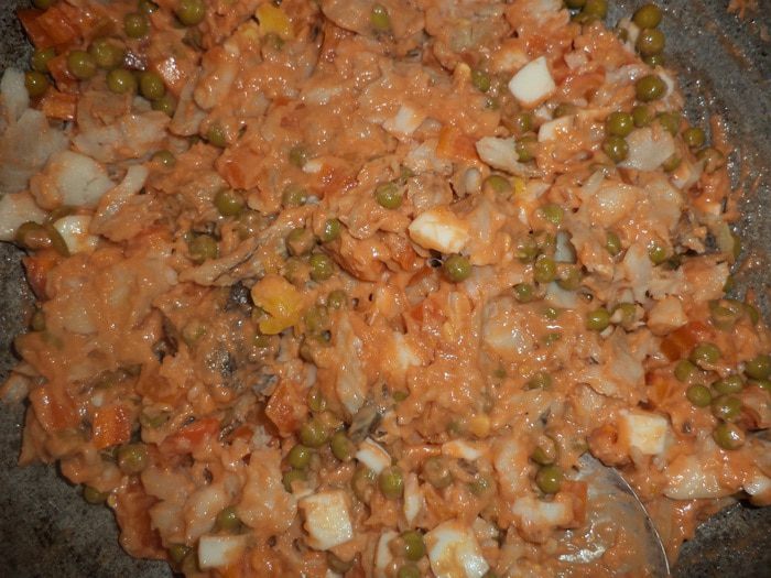 Овощная  запеканка с  рыбой  по-домашнему