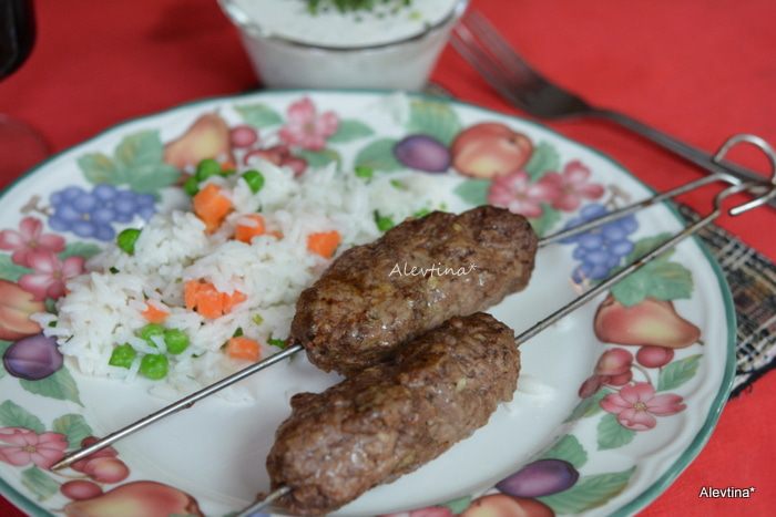 Колбаски на шпажках