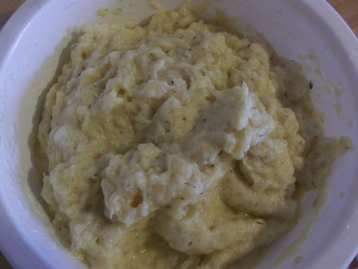 Нежные и воздушные рыбные оладьи