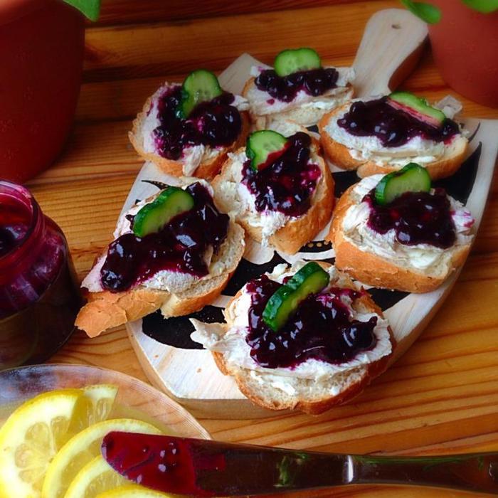 Чатни из черной смородины