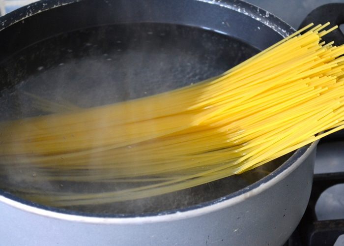 Спагетти бедняка (Spaghetti alla poverella)