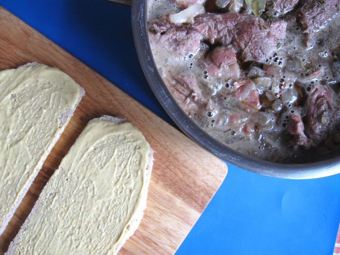 Говяжий гуляш по-фламандски (Carbonade Flamande)