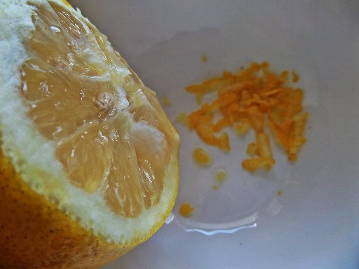 Лимонный картофель с луком
