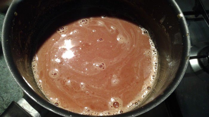 Шоколадная паста с солёной карамелью 