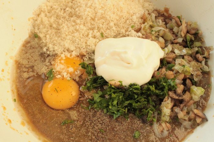 Икряники с грибами и луком-пореем