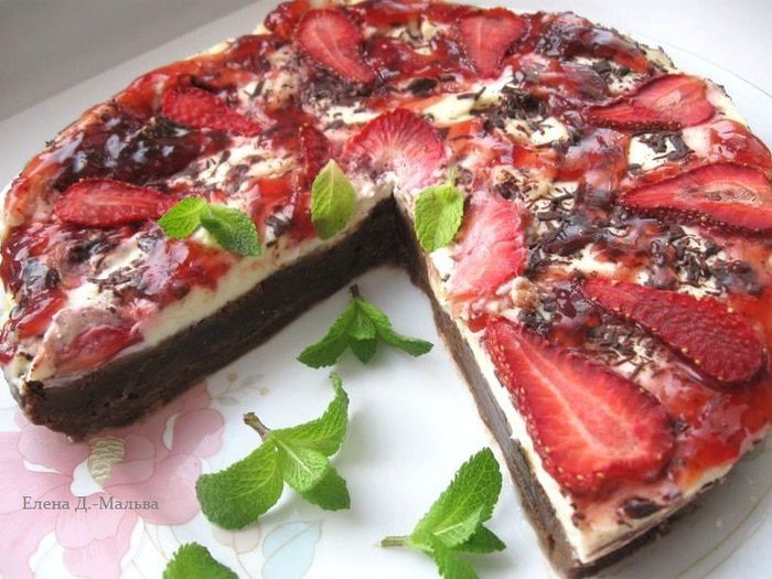 Чизкейк «Клубника с шоколадом»