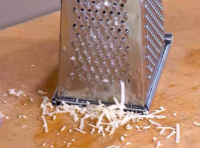 Цукини, фаршированные муссом из артишоков 