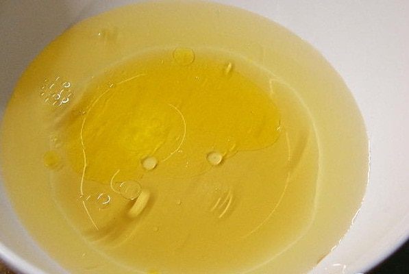 Маринованная капуста с яблоками и кедровыми орехами