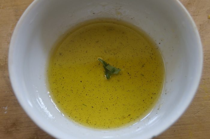 Салат из овощей и риса