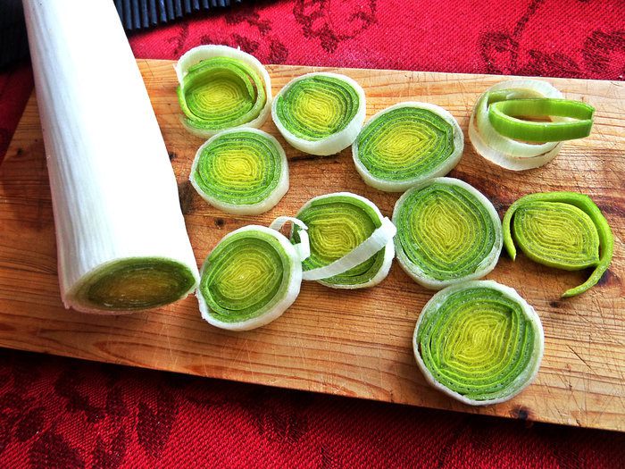 Блины с луковым припеком