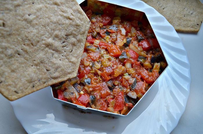 Мильфей с мясом, гречкой и овощами