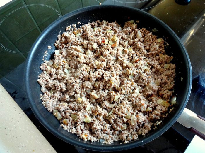 Равиоли с мясным соусом