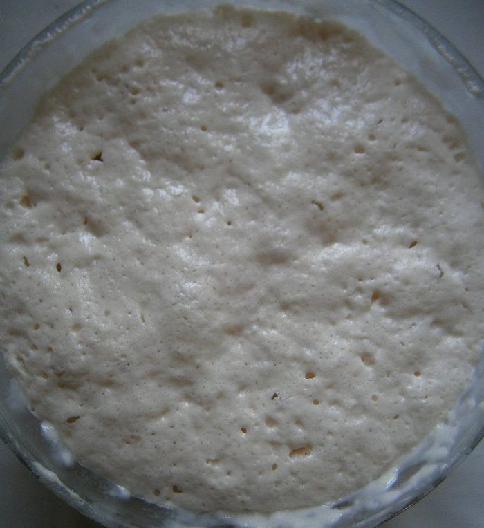 Пирог из картофельного теста с творогом и беконом