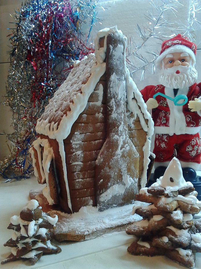 Пряничный домик для Санечки