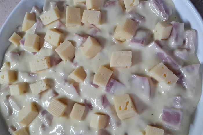 Быстрый пирог с ветчиной и сыром