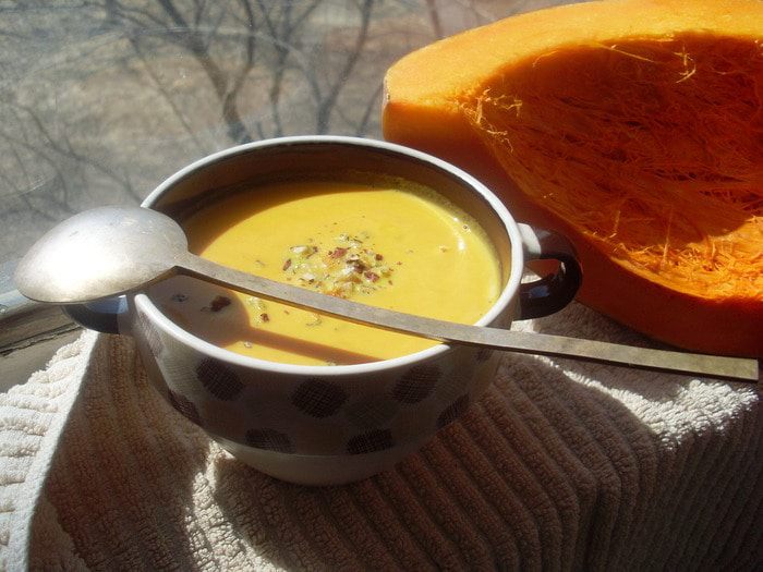 Крем-суп из тыквы с лесным орехом