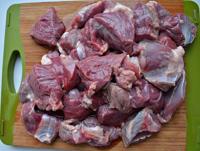 Пармантье из баранины с тыквой и сливами