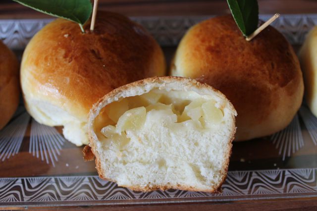 Булочки с начинкой &amp;quot;Наливные яблочки&amp;quot;