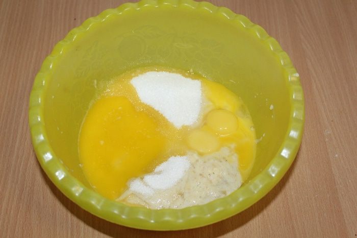 Банановый кекс с овсяными хлопьями