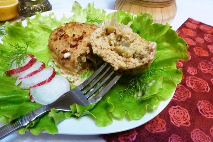 Зразы из кеты с начинкой из капусты и вешенок