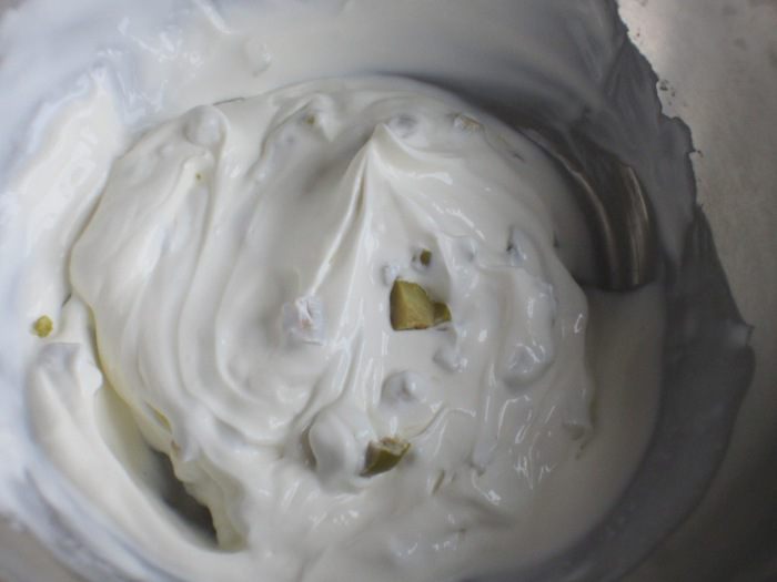 Волованы со сливочным кремом и оливками