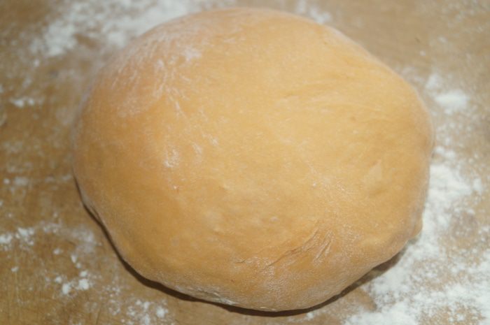Пирожки из томатного теста