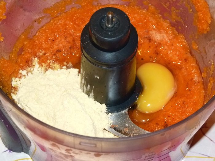 Тыквенный пирог с сыром и вялеными томатами