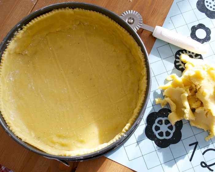 Итальянский пасхальный пирог с миндалем и заварным кремом (Pastiera)