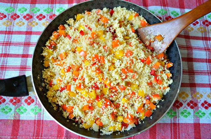 Перепела, фаршированные кускусом и запеченные в апельсиновом фреше 