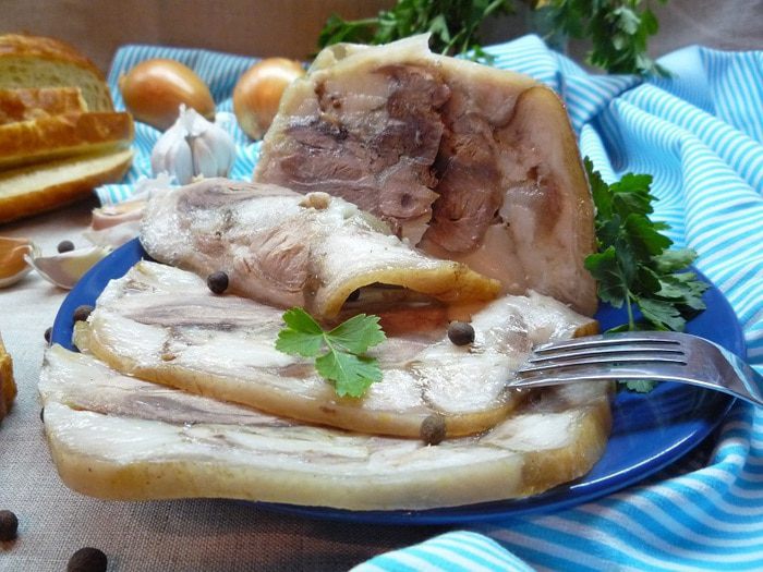 Рулька свиная со специями