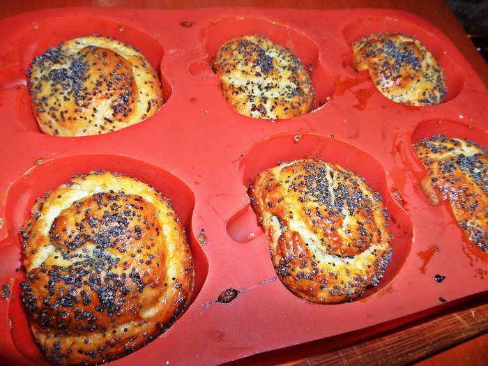 Сливочные булочки с маком (на маскарпоне)