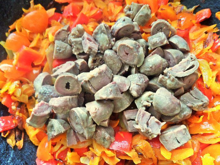 Булгур с сердечками в съедобной тарелке