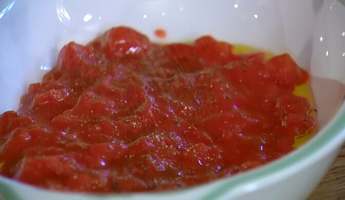 Фаршированные макароны под соусом бешамель 