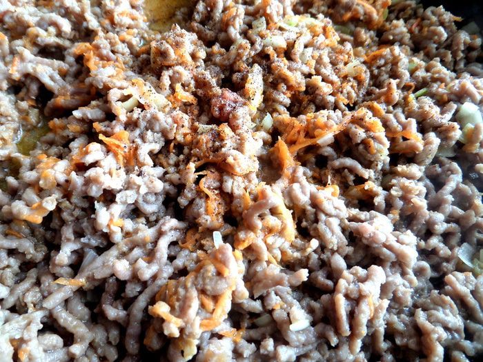 Картофельная запеканка с сельдереем и фаршем