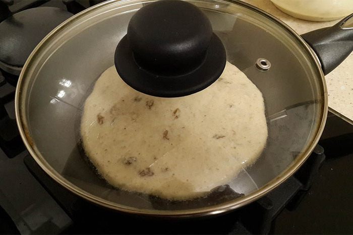 Овсяноблин с изюмом