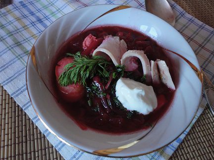 Суп из квашеной капусты со свеклой