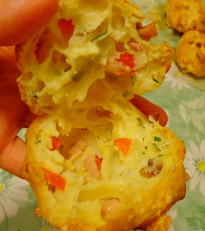 Заварные булочки с ветчиной, сыром и болгарским перцем