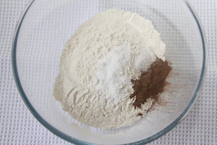 Овсяное печенье с вяленой клюквой