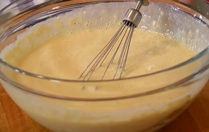 Сладкие блины на кефире 