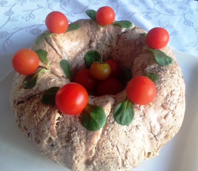 Закусочный куриный кекс с шампиньонами