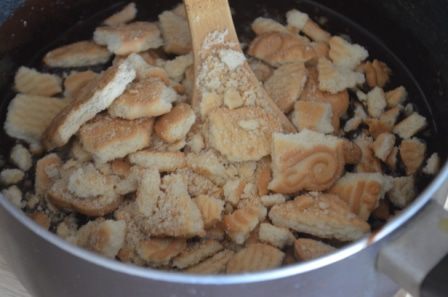 Хрустящее шоколадное печенье без выпечки