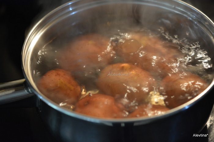 Картофельный салат с кукурузой и халапеньо