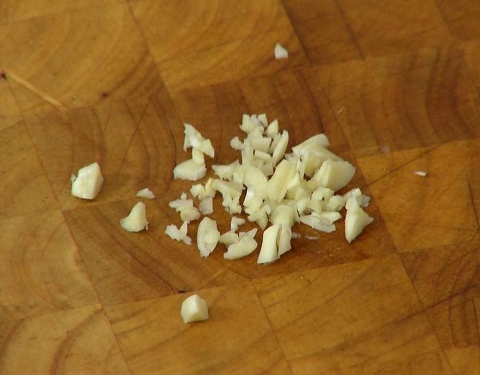 Котлетки из фасоли со сладким перцем и чили 