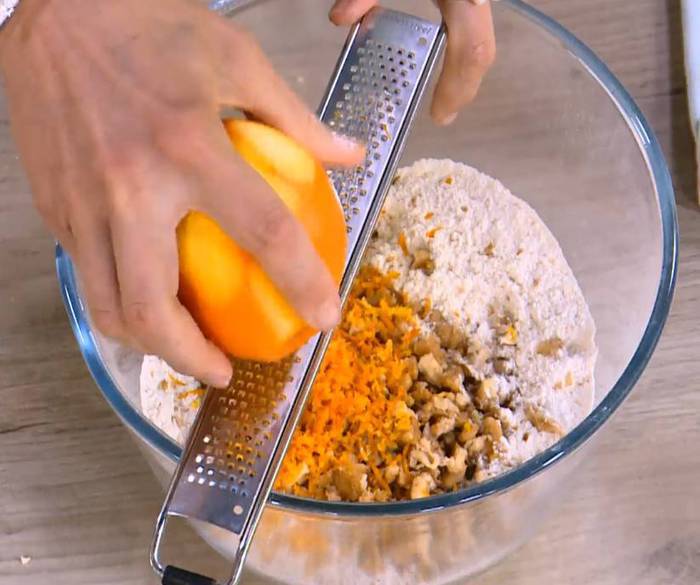 Пирог из тыквы с грецкими орехами 