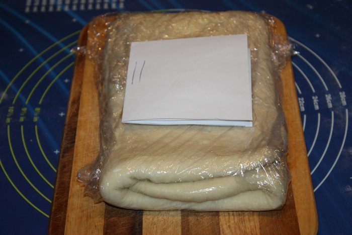 Классические французские круассаны