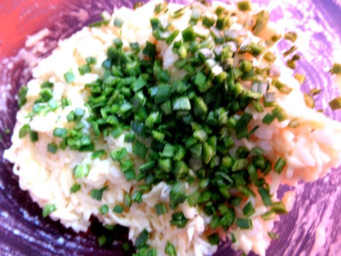 Куриный суп с рисово-сырными клецками