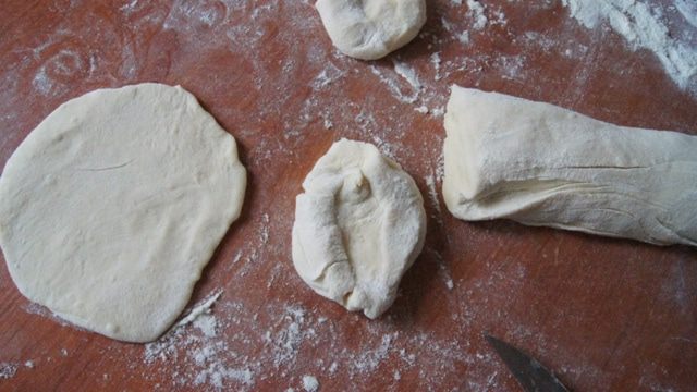 Манты со свининой и картофелем