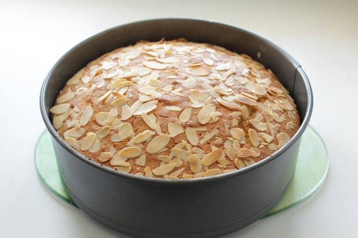 Кукурузно-миндальный пирог